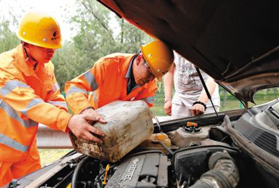 凭祥剑阁道路救援